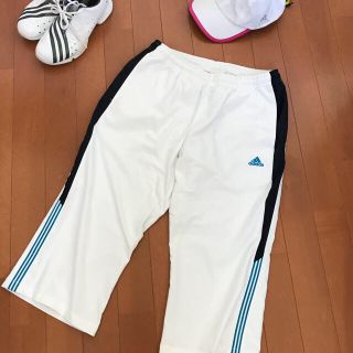 アディダス(adidas)のadidas 膝丈パンツ ホワイトL(ハーフパンツ)