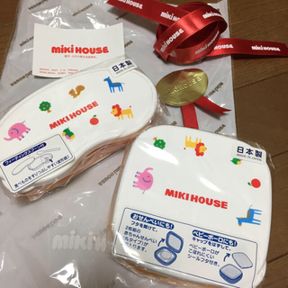 ミキハウス(mikihouse)のミキハウス 新品未使用おやつケースと離乳食タッパー(離乳食器セット)