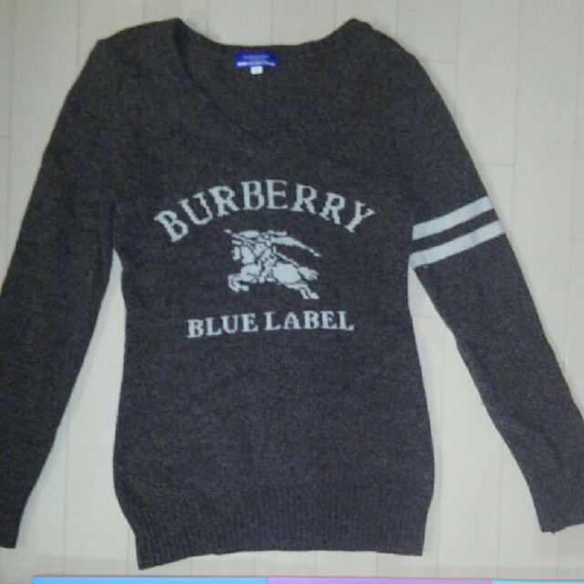 BURBERRY BLUE LABEL(バーバリーブルーレーベル)のバｰバリｰブルーレｰベル レディースのトップス(ニット/セーター)の商品写真