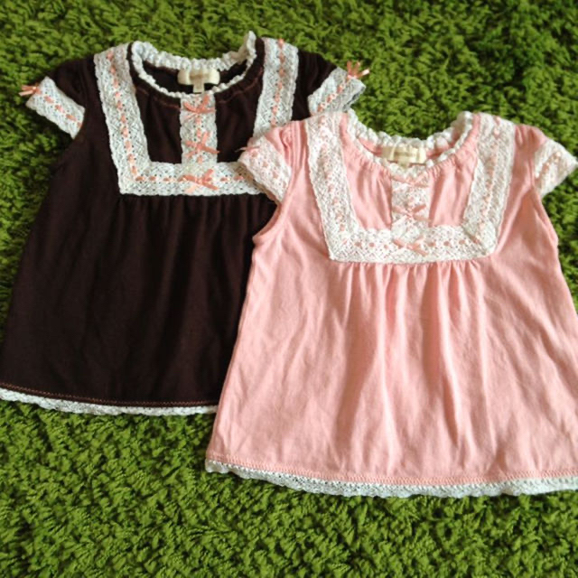 HusHush(ハッシュアッシュ)のHUSHUSH色違いカットソー2枚セット中古品 キッズ/ベビー/マタニティのベビー服(~85cm)(その他)の商品写真