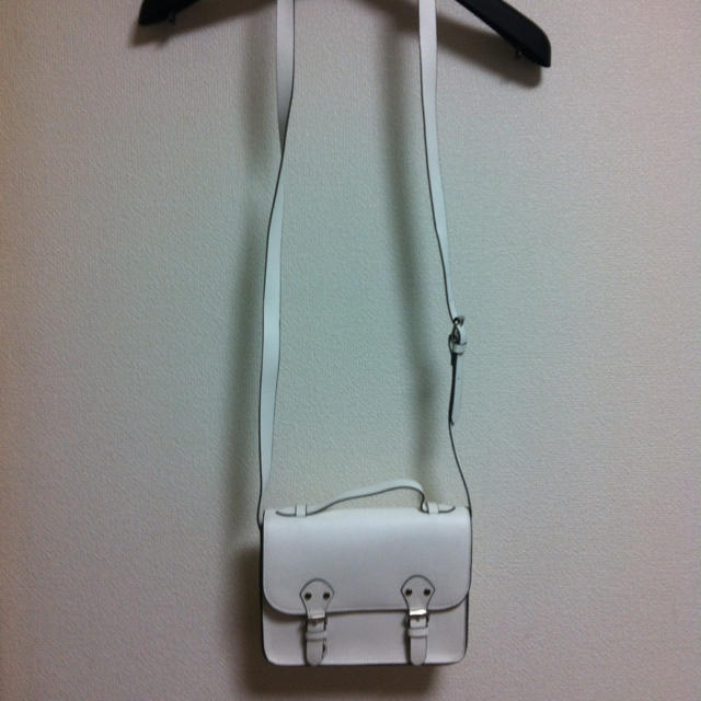 H&M(エイチアンドエム)の新品未使用ミニサッチェルバック♡ レディースのバッグ(ショルダーバッグ)の商品写真