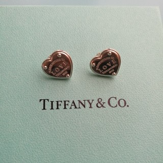 ティファニー(Tiffany & Co.)のラブピアス♥TIFFANY&CO.(ピアス)