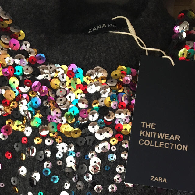 ZARA(ザラ)の完売品 ザラ 新品 カラー スパンコール セーター ニット ブーツ サンダル レディースのトップス(ニット/セーター)の商品写真