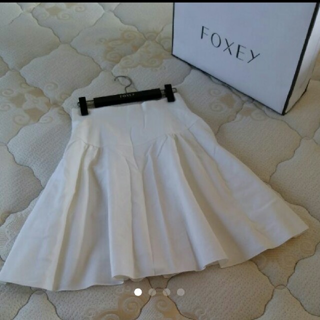 FOXEY(フォクシー)のはなさまご予約済み♡フォクシースカート レディースのスカート(ひざ丈スカート)の商品写真