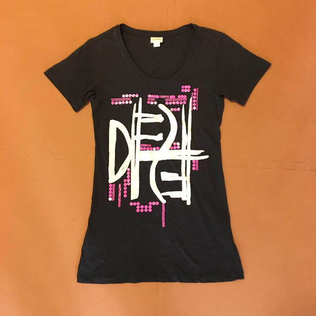DIESEL(ディーゼル)のディーゼル  Tシャツ レディースのトップス(Tシャツ(半袖/袖なし))の商品写真