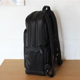 新品サムソナイトAVANTノートパソコン収納可バックパック リュック