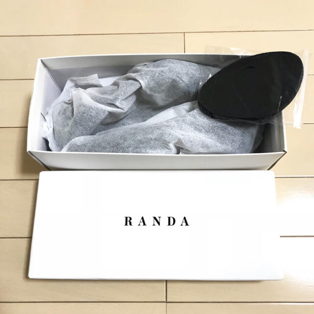 RANDA(ランダ)の★るな様専用★    美品☆RANDAパンプス 黒 21㎝ レディースの靴/シューズ(ハイヒール/パンプス)の商品写真