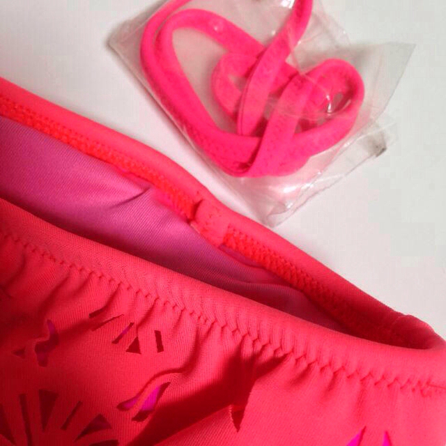 Victoria's Secret(ヴィクトリアズシークレット)のVS♡PINK☆人気のビキニ上下set レディースの水着/浴衣(水着)の商品写真