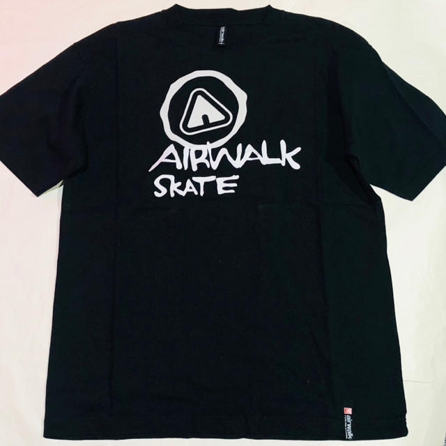 AIRWALK(エアウォーク)の新品 AIR WALK  ブラック／ホワイト プリント Tシャツ Mサイズ メンズのトップス(Tシャツ/カットソー(半袖/袖なし))の商品写真