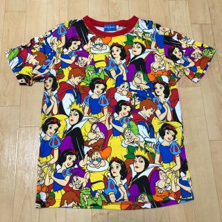 ディズニー(Disney)の【Disney】総柄Tシャツ 白雪姫 Sサイズ (Tシャツ(半袖/袖なし))