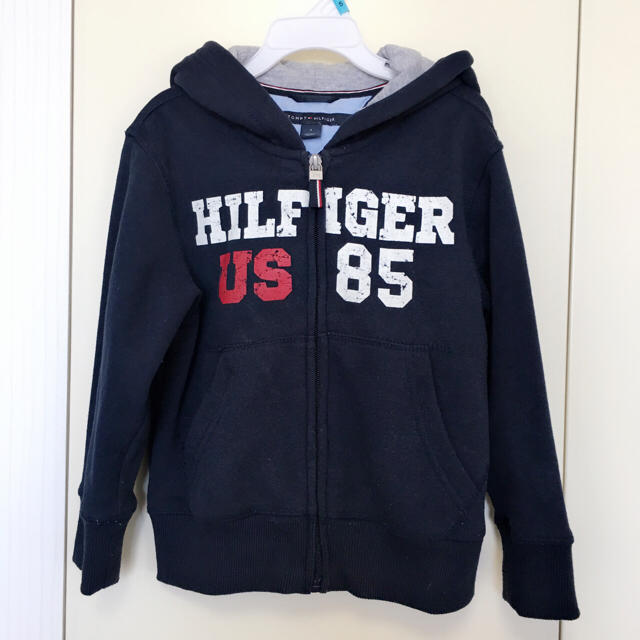 TOMMY HILFIGER(トミーヒルフィガー)のトミーヒルフィガー キッズ裏起毛パーカー キッズ/ベビー/マタニティのキッズ服男の子用(90cm~)(その他)の商品写真