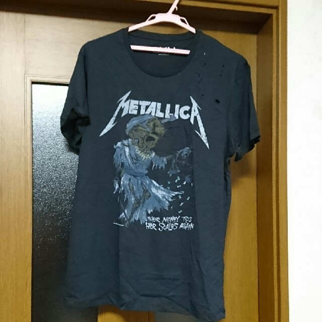 ZARA(ザラ)のZARA MAN  metalica メンズのトップス(Tシャツ/カットソー(半袖/袖なし))の商品写真