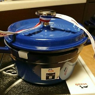 ストウブ(STAUB)の【お値下げ！】ストウブ ココット 16㎝ ロイヤルブルー 新品！(鍋/フライパン)