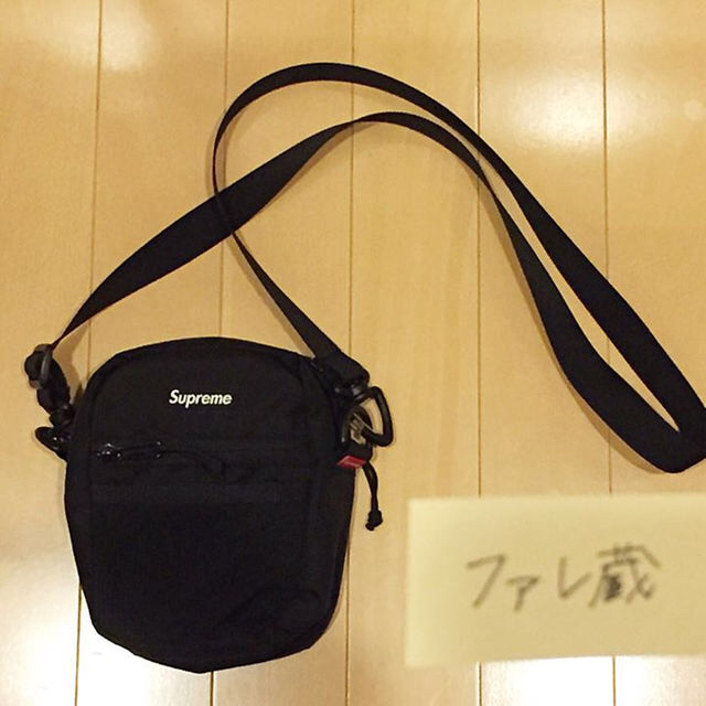 Supreme(シュプリーム)の【美品】supreme SMALL SHOULDER BAG Black メンズのファッション小物(その他)の商品写真