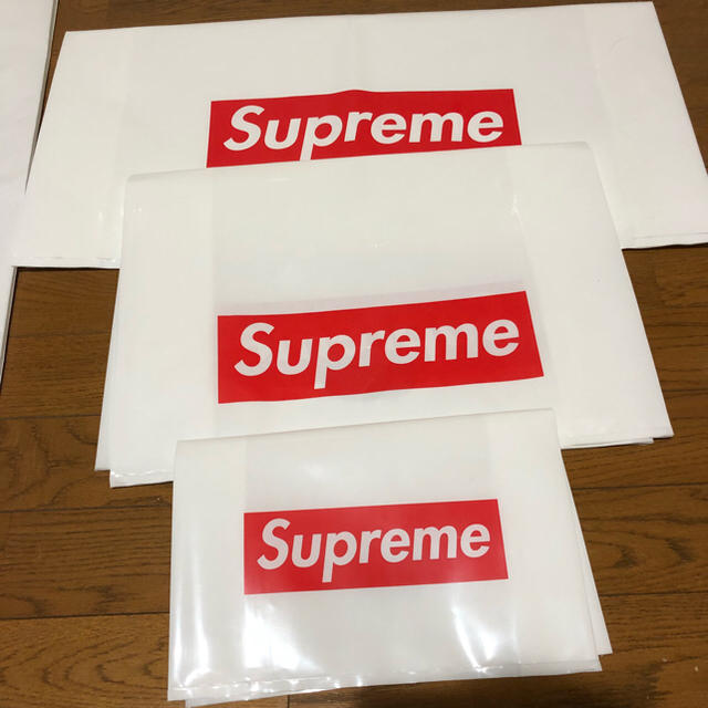 Supreme(シュプリーム)のsupreme ショッパー 25枚まとめ売り メンズのファッション小物(その他)の商品写真