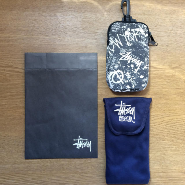 STUSSY - STUSSY MOOK & LOOK BOOK SET ステューシー 本 セット STUSSY - STUSSY MOOK & LOOK BOOK SET ステューシー 本 セット