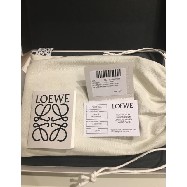 LOEWE(ロエベ)の【新品未使用】ロエベ 長財布 レディースのファッション小物(財布)の商品写真