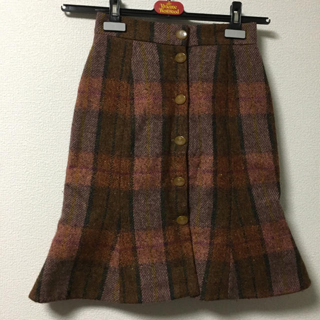 Vivienne Westwood(ヴィヴィアンウエストウッド)の美品ヴィヴィアン☆オーブボタンスカート レディースのスカート(ミニスカート)の商品写真