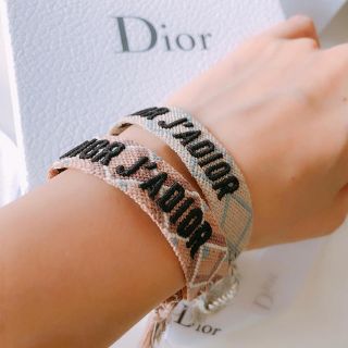 ディオール(Dior)のディオール ミサンガ 新作 新品(ブレスレット/バングル)