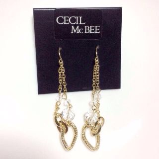 セシルマクビー(CECIL McBEE)のピアス(ピアス)