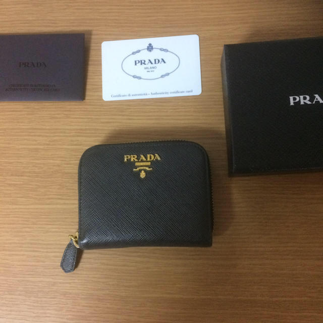 PRADA(プラダ)のプラダのコインケース レディースのファッション小物(コインケース)の商品写真