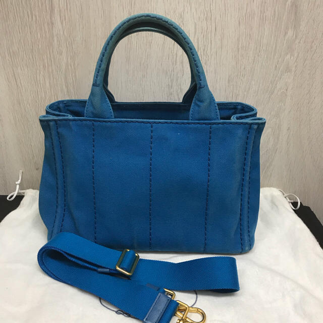 PRADA(プラダ)の専用  プラダ カナパ トートバッグ 水色 2way レディースのバッグ(トートバッグ)の商品写真