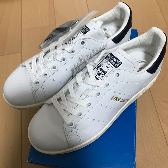 新品未使用 正規品 アディダス adidas スタンスミス AQ4651