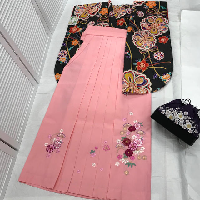 Micoco様専用♡ハ-47♯ブランド袴☆anan☆刺繍袴可愛いピンクL レディースの水着/浴衣(着物)の商品写真