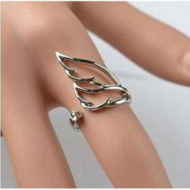 送料無料 お買い得♡レディース 天使の翼 ファッションリング レディースのアクセサリー(リング(指輪))の商品写真