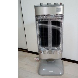 ダイキン(DAIKIN)の専用　セラムヒート　2012年　ダイキン★(電気ヒーター)