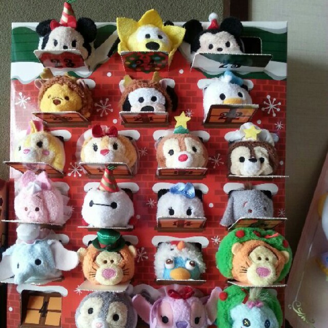 ツムツム クリスマス アドベントカレンダー エンタメ/ホビーのおもちゃ/ぬいぐるみ(ぬいぐるみ)の商品写真