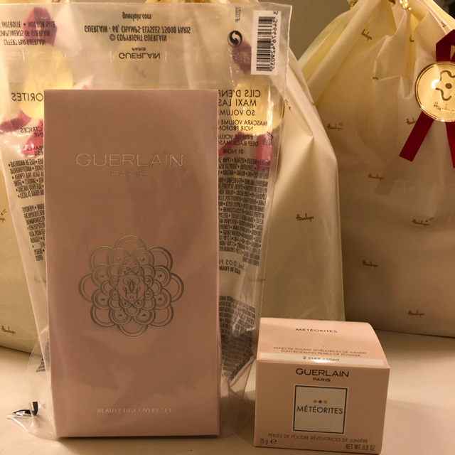 GUERLAIN(ゲラン)の限定 ゲラン メテオリット コフレ 2018 コスメ/美容のベースメイク/化粧品(その他)の商品写真