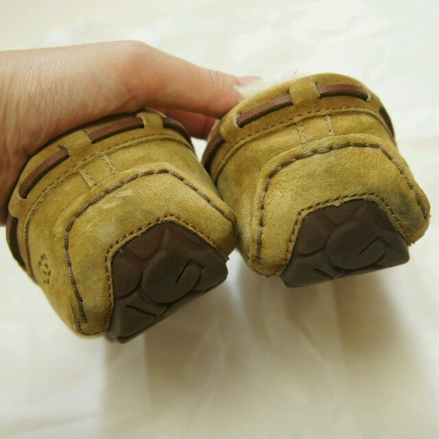 UGG(アグ)のUGG モカシン レディースの靴/シューズ(スニーカー)の商品写真