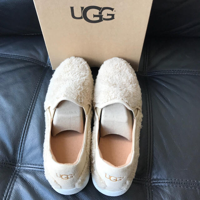 新品未使用　アグ リッチ スリッポン 1019659 UGG RICCI