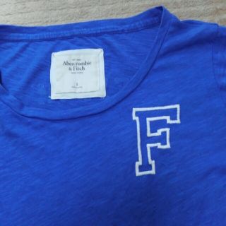 アバクロンビーアンドフィッチ(Abercrombie&Fitch)のAbercrombic&Fitc　TシャツS(Tシャツ(半袖/袖なし))