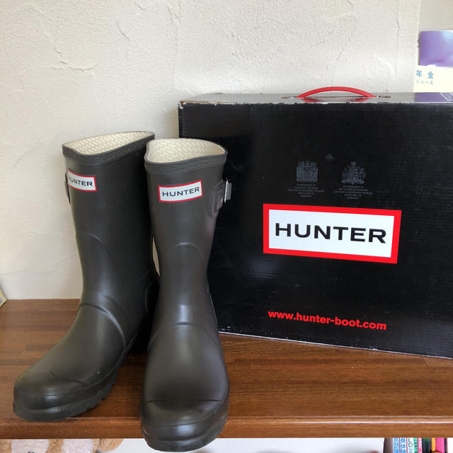 HUNTER(ハンター)の《HUNTER》レインブーツ 茶  23cm レディースの靴/シューズ(レインブーツ/長靴)の商品写真