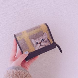 PAUL & JOE - 猫▽二つ折り財布の通販 by ♡送料込み♡|ポールアンド