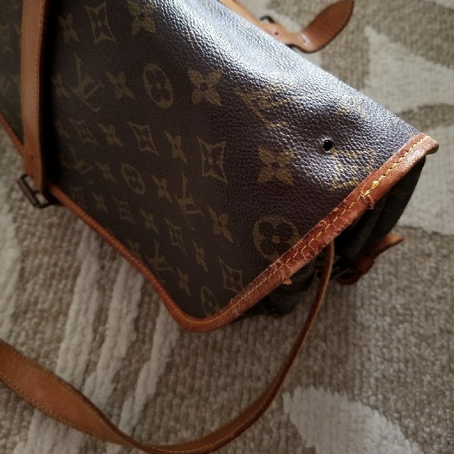 LOUIS VUITTON(ルイヴィトン)の正規品ルイヴィトンソミュール レディースのバッグ(ショルダーバッグ)の商品写真