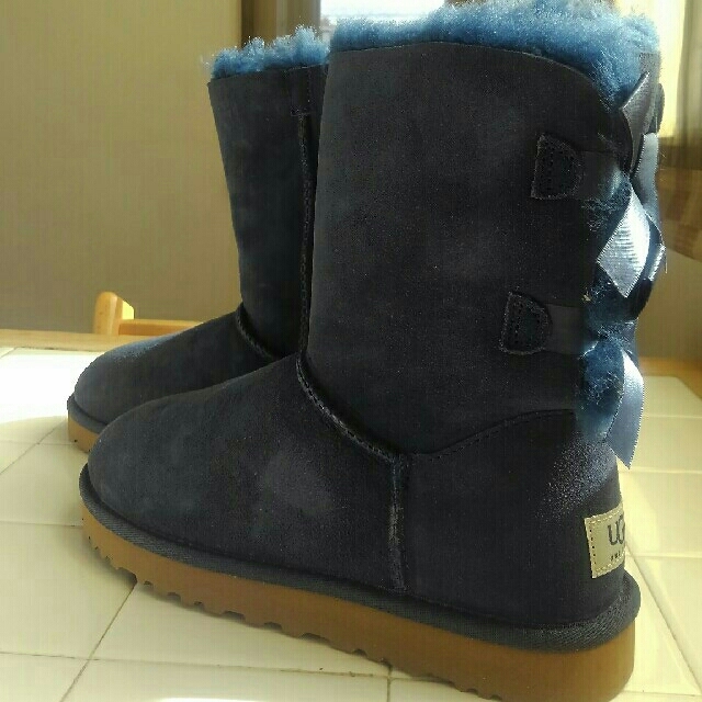 未使用 ugg ベイリーボウNAVY tcsausa.org