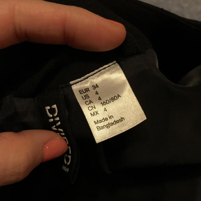 H&M(エイチアンドエム)のノーカラージャケット レディースのジャケット/アウター(ノーカラージャケット)の商品写真