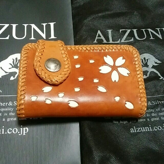 レディース専用 ALZUNI 二つ折り財布