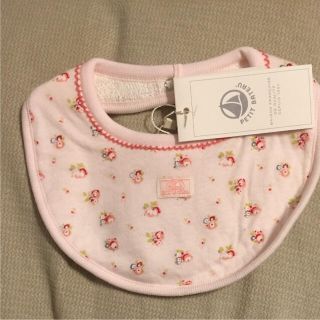 プチバトー(PETIT BATEAU)の送料込 新品 未使用 プチバトー スタイ ピンク フラワー ピコレース(ベビースタイ/よだれかけ)