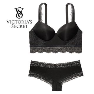 ヴィクトリアズシークレット(Victoria's Secret)の[rei-様専用♡]VSプッシュアップブラ&ショーツセット(ブラ&ショーツセット)