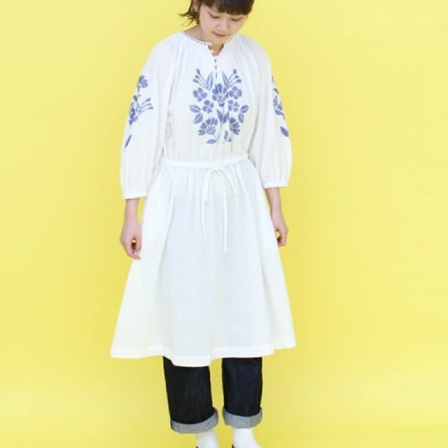 Dot&Stripes CHILDWOMAN(ドットアンドストライプスチャイルドウーマン)のクロスステッチボリューム袖ワンピース

 レディースのワンピース(ロングワンピース/マキシワンピース)の商品写真