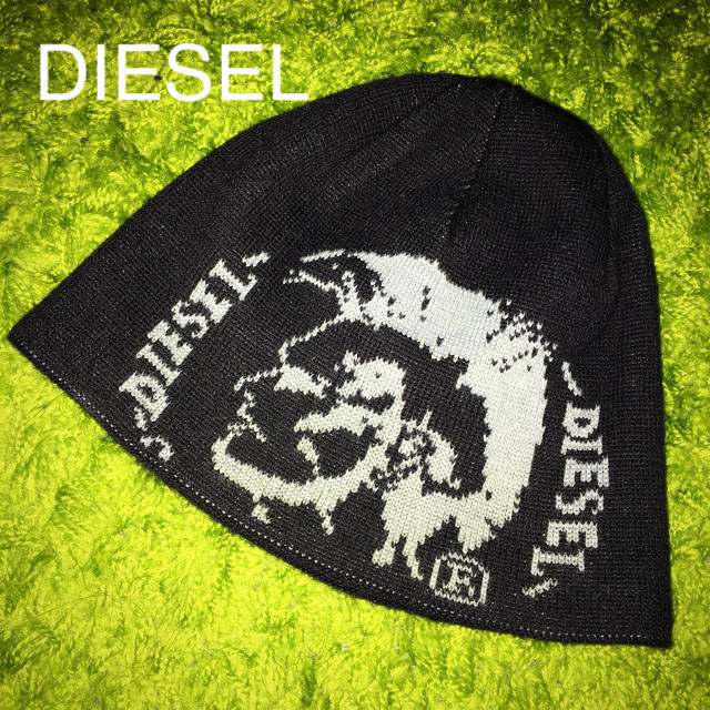 DIESEL(ディーゼル)のDIESEL(ディーゼル)ニット帽 メンズの帽子(ニット帽/ビーニー)の商品写真