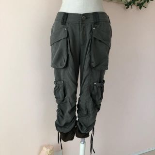 スコットクラブ(SCOT CLUB)の美品◆スコットクラブSCOTCLUB◆カーキクロップド丈とろみパンツ(クロップドパンツ)