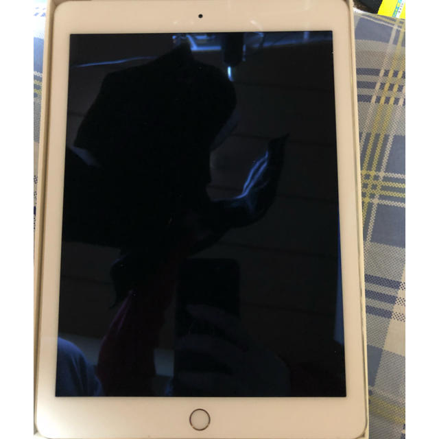 nanana 様専用)iPad Air 2 ゴールド 64G Wi-Fiモデル- nanana 様専用)iPad Air 2 ゴールド 64G Wi-Fiモデル-