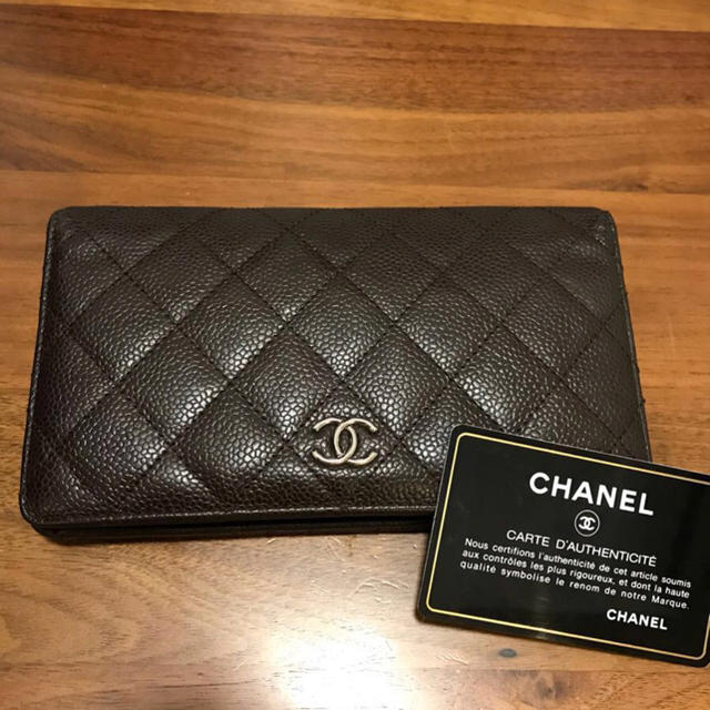 CHANEL(シャネル)のCHANEL キャビアスキン 長財布 正規品 レディースのファッション小物(財布)の商品写真