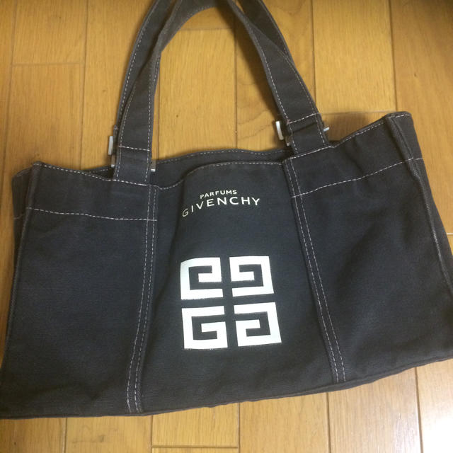 GIVENCHY(ジバンシィ)のup様専用 ジバンシイ レディースのバッグ(トートバッグ)の商品写真