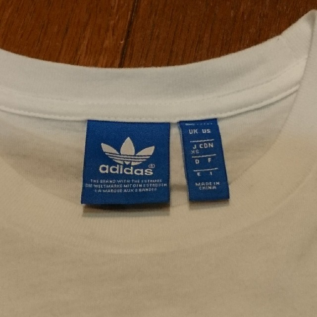 adidas(アディダス)のアディダス オリジナルス Tシャツ XS レディースのトップス(Tシャツ(半袖/袖なし))の商品写真